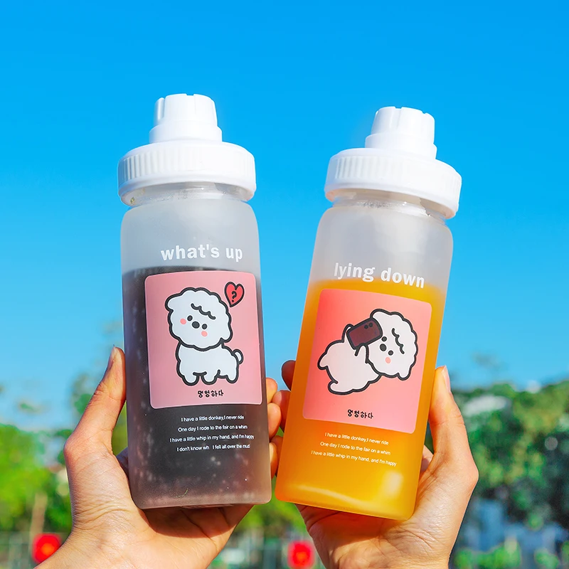 Милая Корейская матовая стеклянная бутылка для воды 500 мл с соломинкой