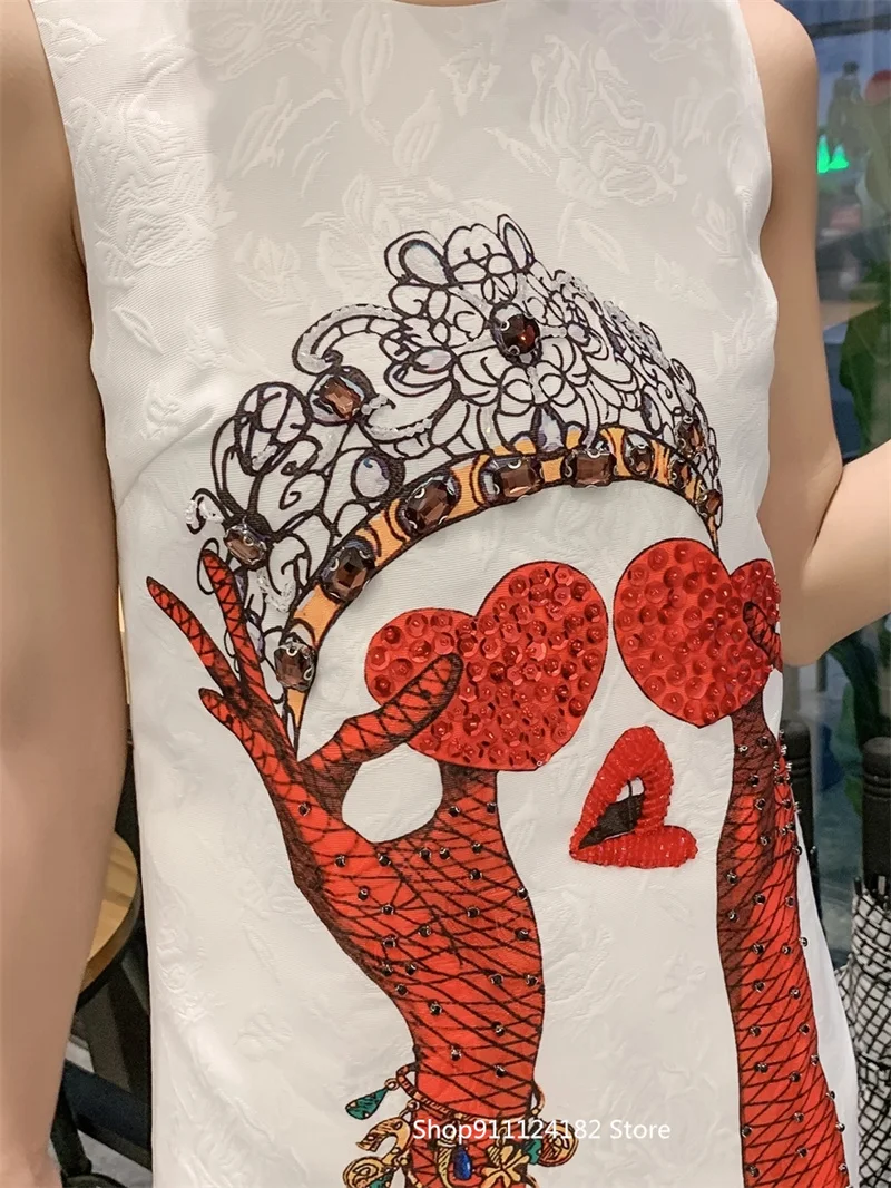 

2021 Distinguished Queen Red Diamond Crystal Lip Heavy Industry Beaded Crown Ladies Temperament White Vest A Dress Women Summer