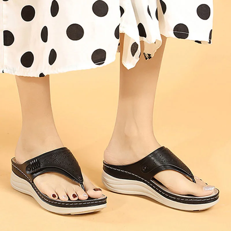 

2021 Summer Shoes Women Flip Flops Thick Sole Women Slippers Soft Comfortable Ladies Wedges Shoes Holiday Beach Slippers A3255
