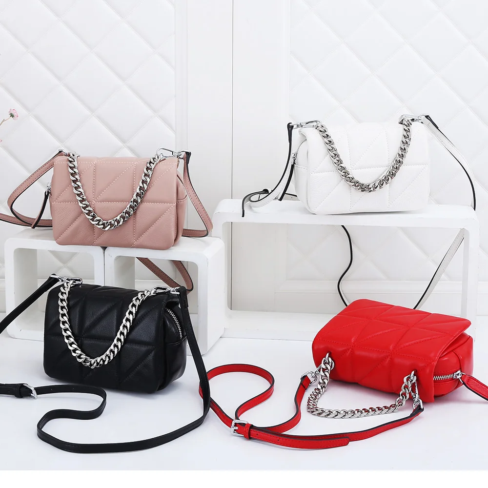 Женская сумка на цепочке Zency летняя роскошная через плечо из натуральной кожи с