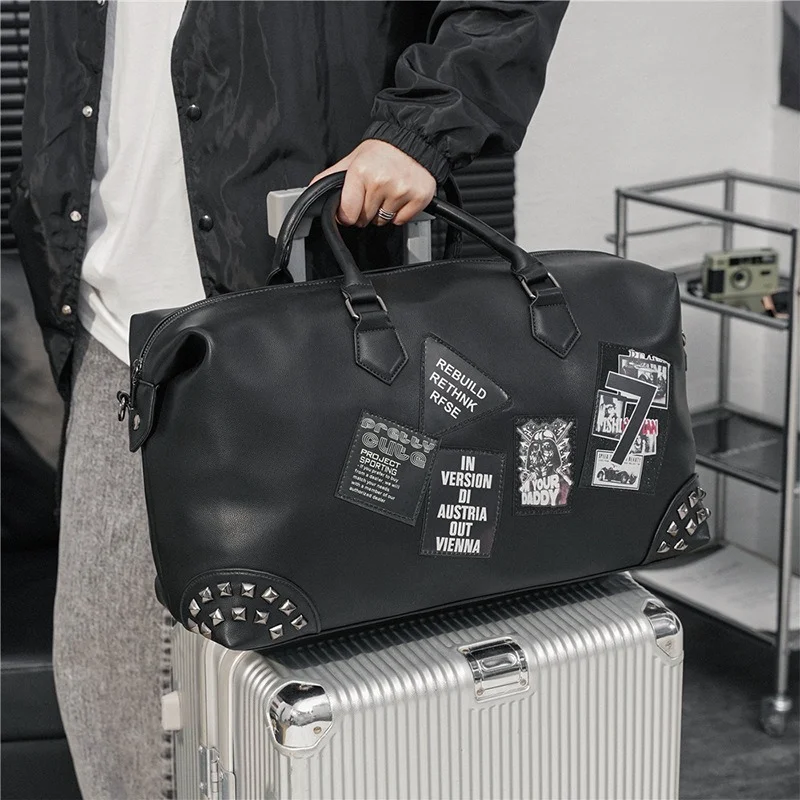 Fashion Large-capacity Travel Tote Men Gym Fitness Bag Letter Print Rivet Shoulder Bag Men Handbag Outdoor Crossbody Travel Bag