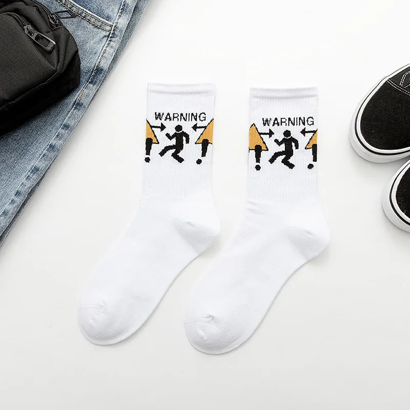 

Men's Socks New Cartoon Printed Breathable Men's Middle Tube Socks College Wind Street Harajuku Sports Skateboard Women's Socks