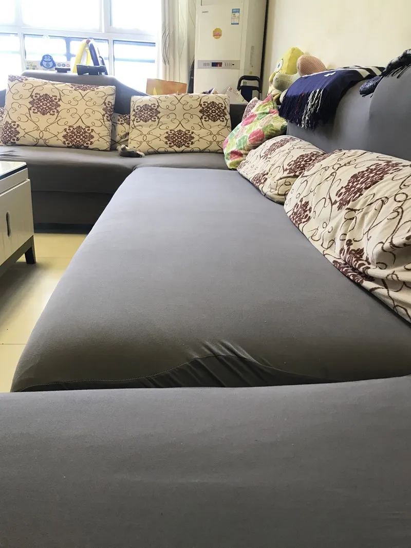 Все сезоны полный комплект из однотонной эластичной резинкой на чехол для дивана