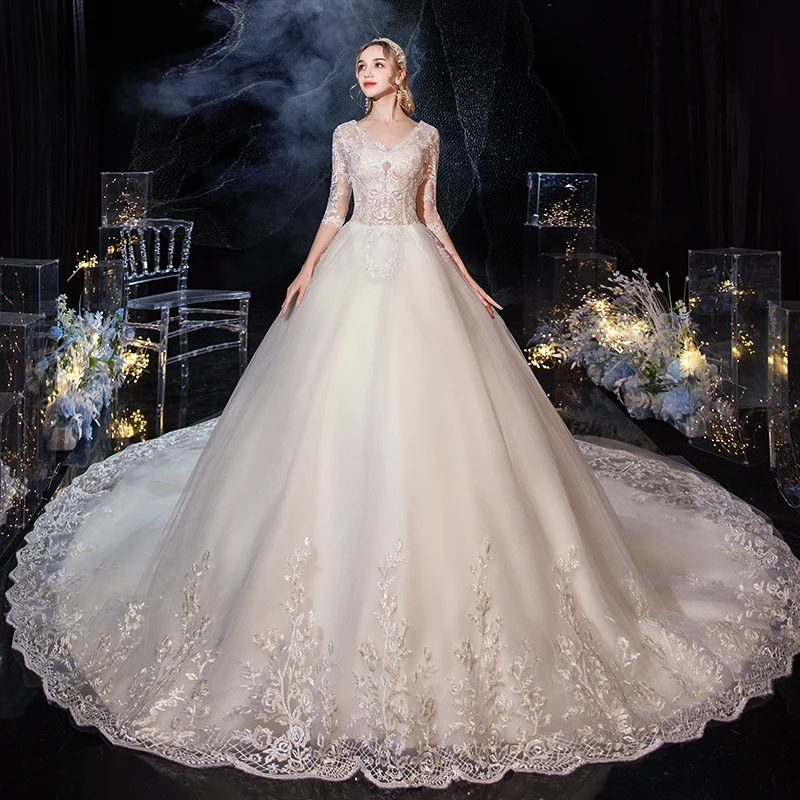 

Wedding Dress 2022 New Luxury Half Sleeve Sexy V-neck Wedding Gown With Train Lace Up Plus Size Princess Vintage Dress