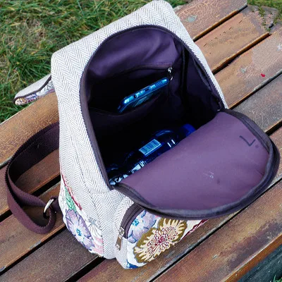 

Fashion national string appliques women shopping backpacks!Nice floral embossing lady Hasp backrack All-match canvas backruck