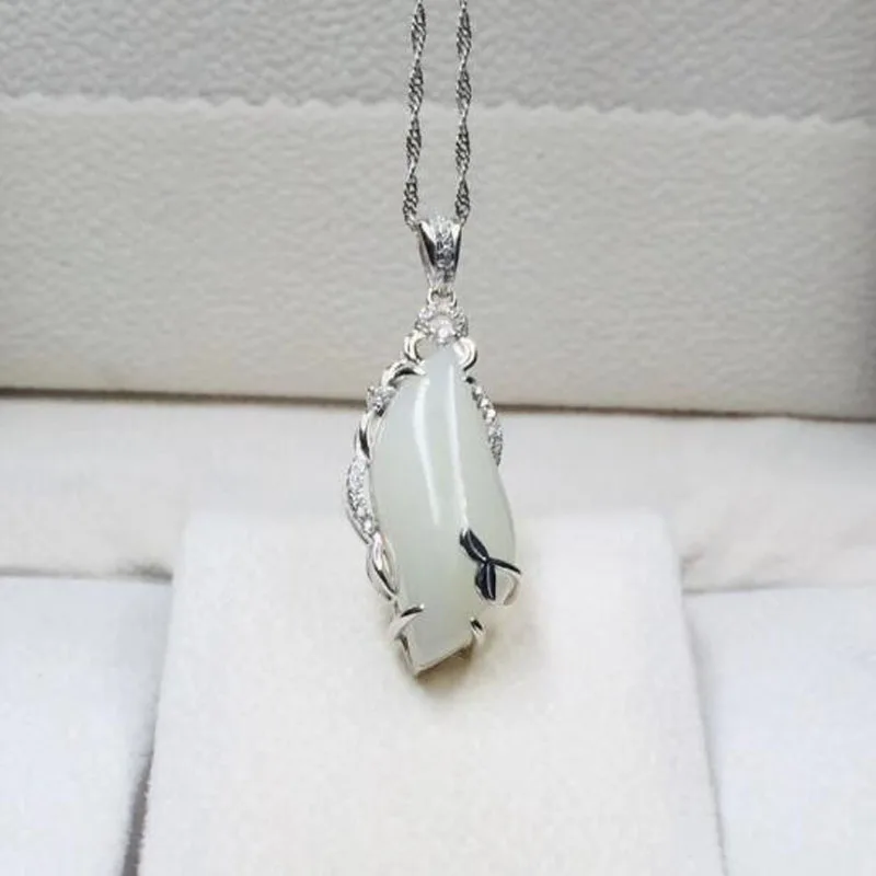 Женский кулон в форме Луны с белым нефритом из настоящего серебра 925 пробы
