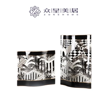 

Modern Light Luxurious Golden Metal Round Tray Goods Of Furniture For Display Rather Than For Use Model Soft Real Ornament Hotel