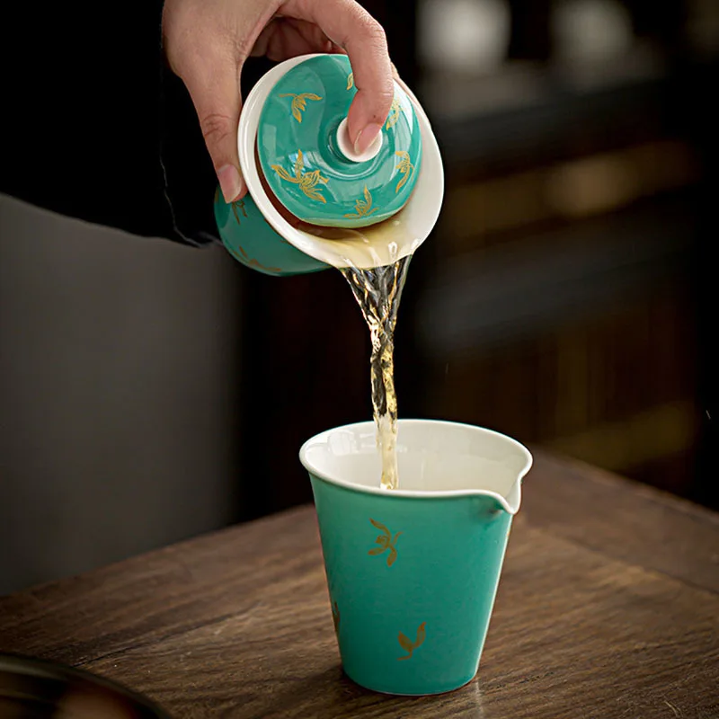 200ml Turquoise Glaze Ceramic Tea Pitcher Fair Cup Uniform China Maker Chahai Hand Grasping Kung Fu Accessories |