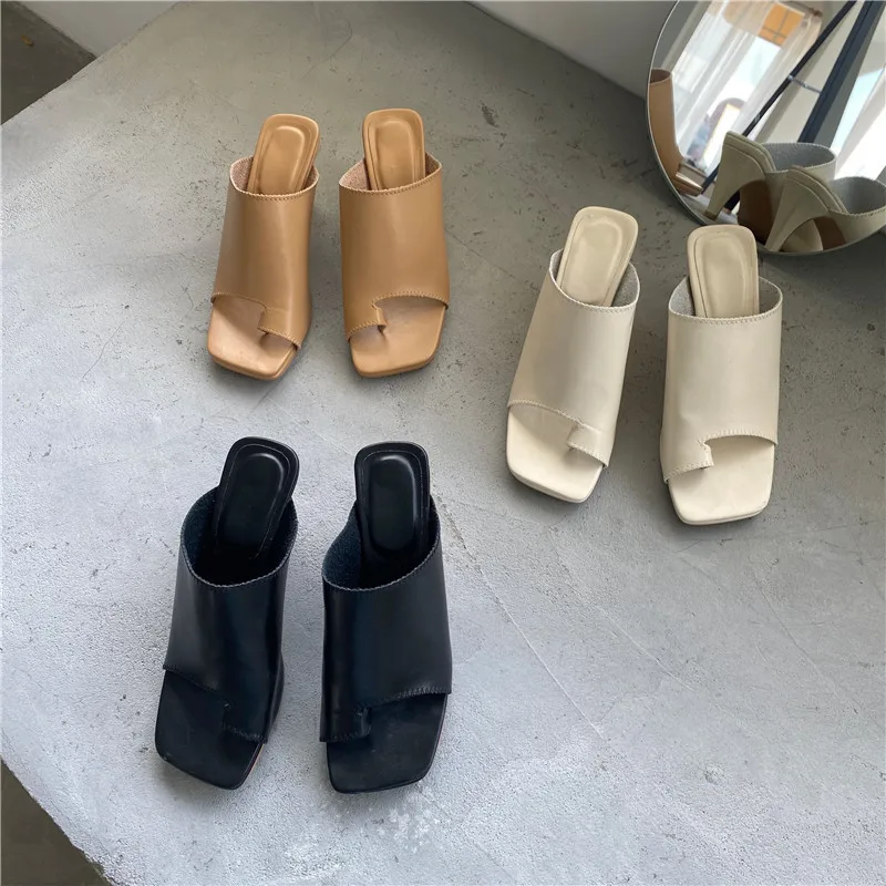 Шлепанцы женские на платформе и высоком каблуке резиновые сандалии квадратный