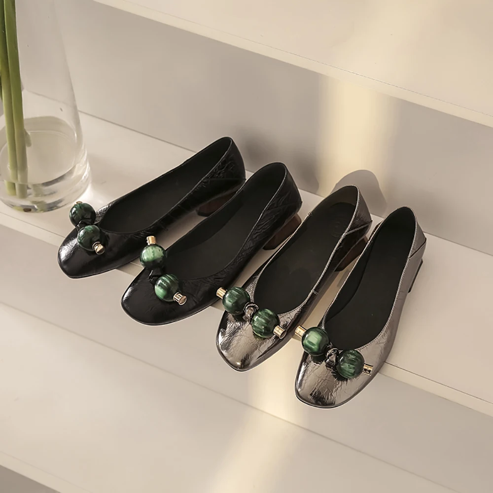 

ISNOM Women Genuine Leather Flats Square Toe Chunky Low Heels Shoes Metal Decor Ladies Slip On Footwear Spring Shoes 2021 New