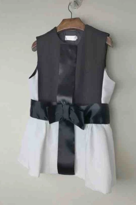 

2021 Spring and Autumn New French Big Bow Vest Female Fashion Black White Patchwork Sleeveless O Neck Slimming Jacket