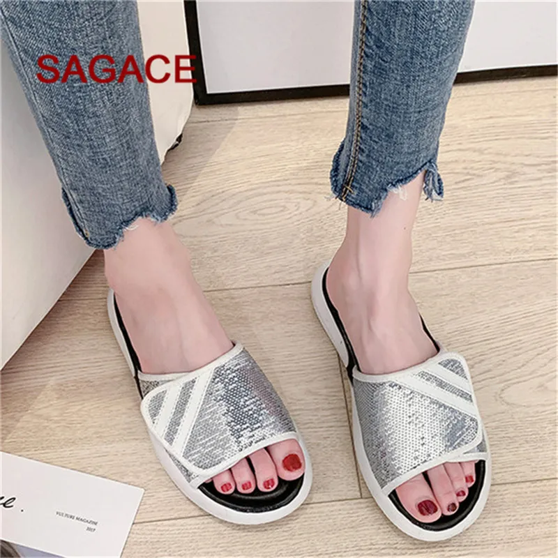 Популярные летние женские шлепанцы Стразы Блестящие на плоской подошве Мягкие