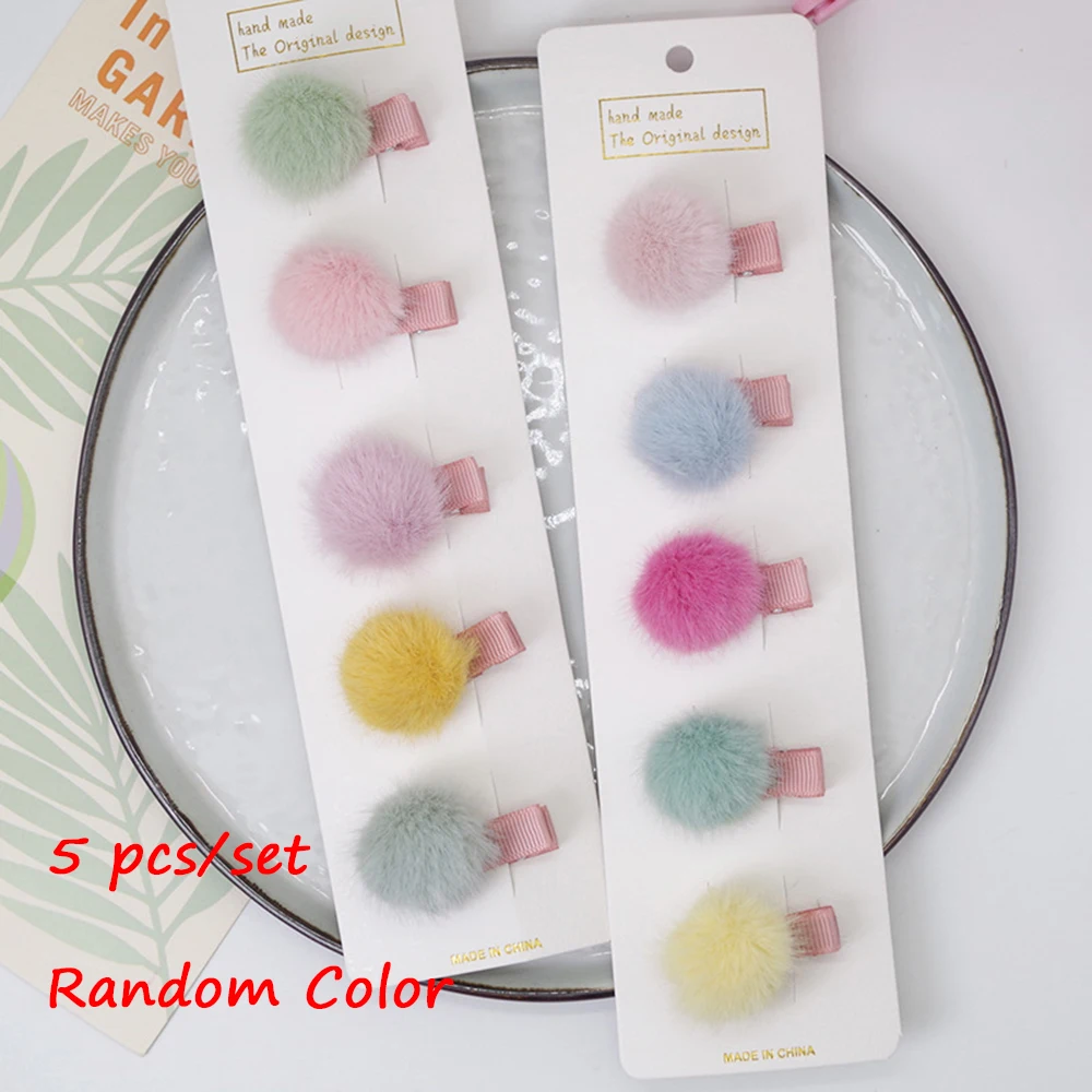 Заколки для волос девочек с маленькими милыми мягкими меховыми помпонами набор