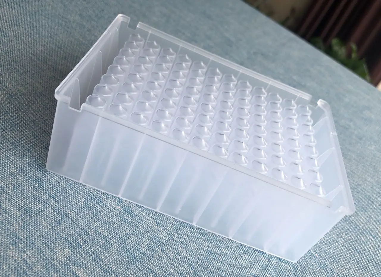 

96 hole deep hole plate V-bottom