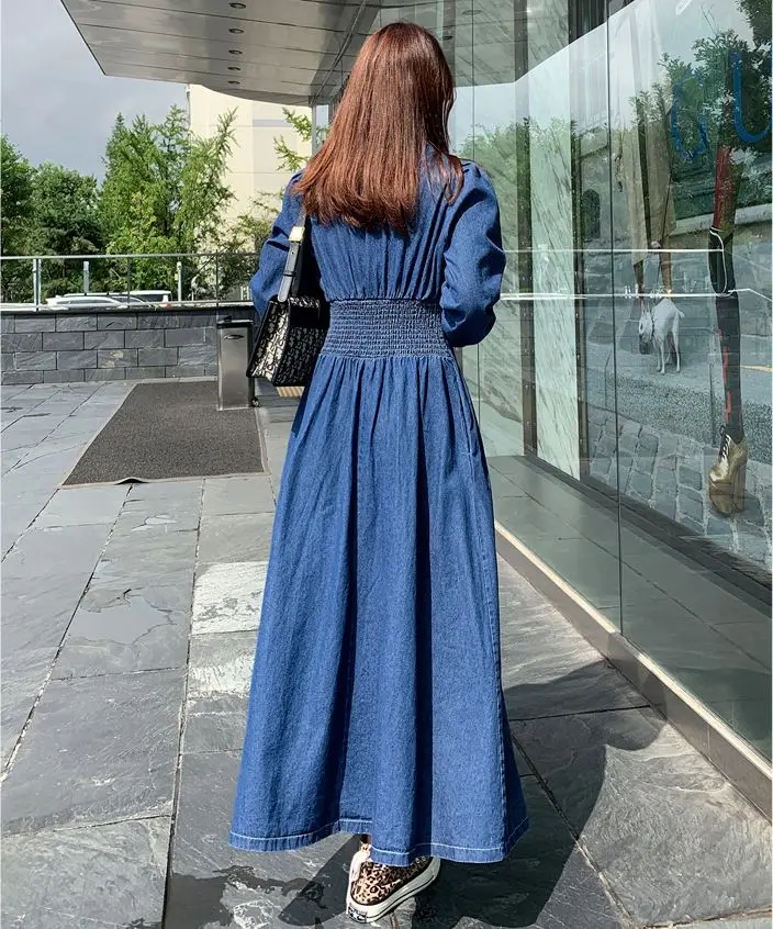 Винтажное женское длинное платье свободное с отложным воротником в ковбойском