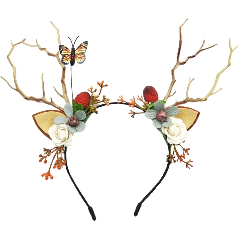 

LED Luminous Deer Antler Hair Hoop Headband for Christmas Cute Elk Ear Berry Flower Headdress for Women Jewelry Glow At Night