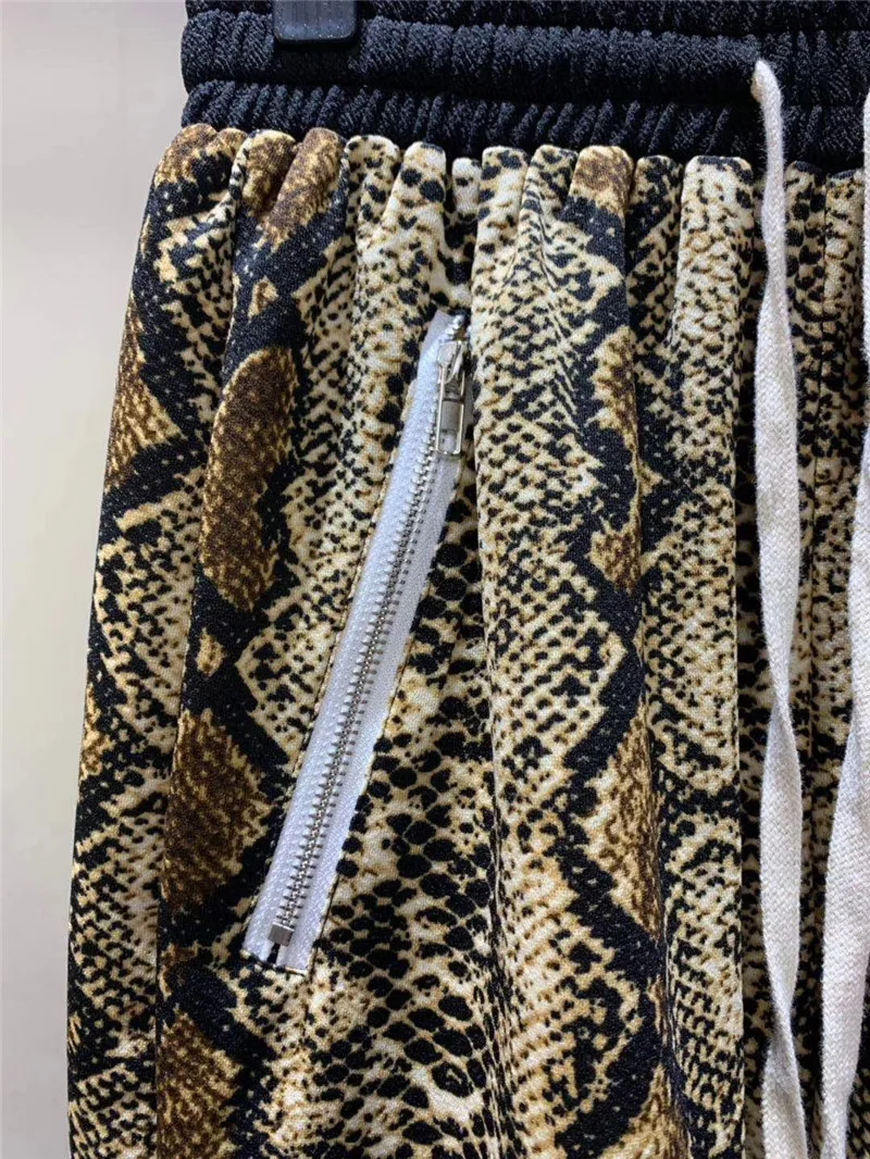 

20ss Snake pattern Shorts Men Women Best-Quality Streetwear Beach Sportswear Streetwear Shorts