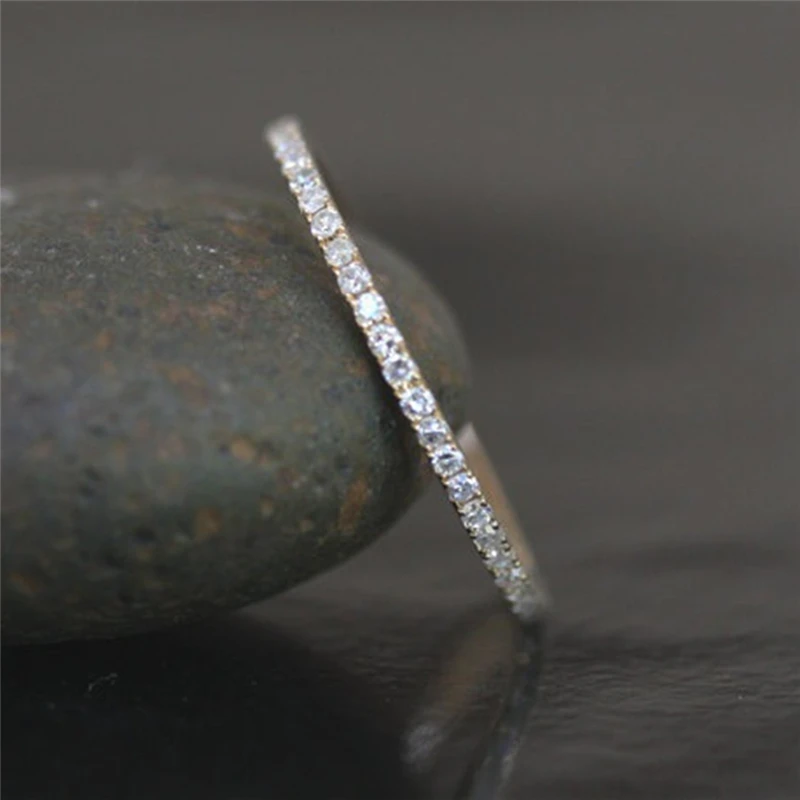 

Fashion Silver Rhinestone Zircon Ring Women Elegant Thin Sparkly Ring Round Mosaic Crystal Wedding Engagement Jewelry Ring