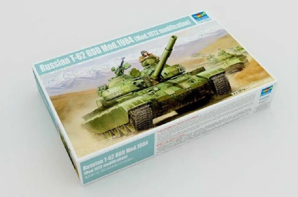 

Трубач 01554 1/35 русский T-62 BDD Mod.1984 "Mod.1972 модификации" модель комплект