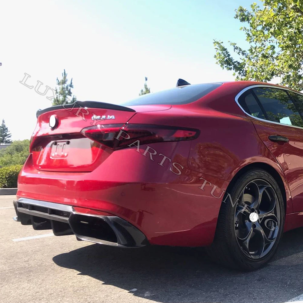 Диффузор для заднего бампера из углеродного волокна в стиле QV Alfa Romeo Giulia 2017 UP |