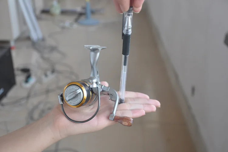 Спиннинговая Рыболовная катушка деликатная мини-катушка фидер маленький whell