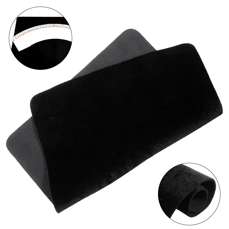 Черный коврик для игральных карт магических волшебников крупным планом покерный