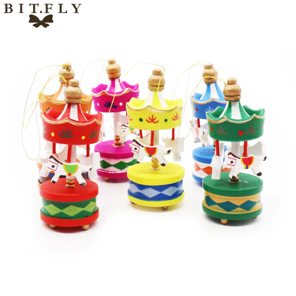

6pcs Merry Christmas Wood Carousel Horse Ornaments Mini Beautiful Wooden Xmas Children Gift Toy New Year Christmas Gifts Pendant