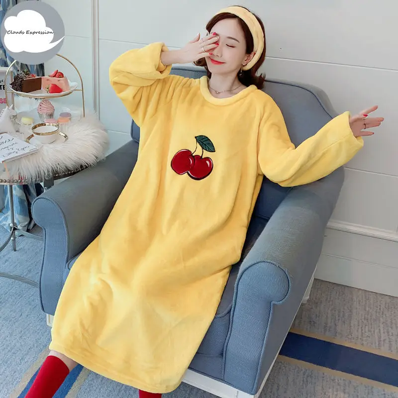 Зимняя женская теплая пижама с длинными рукавами Коралловая бархатная ночная