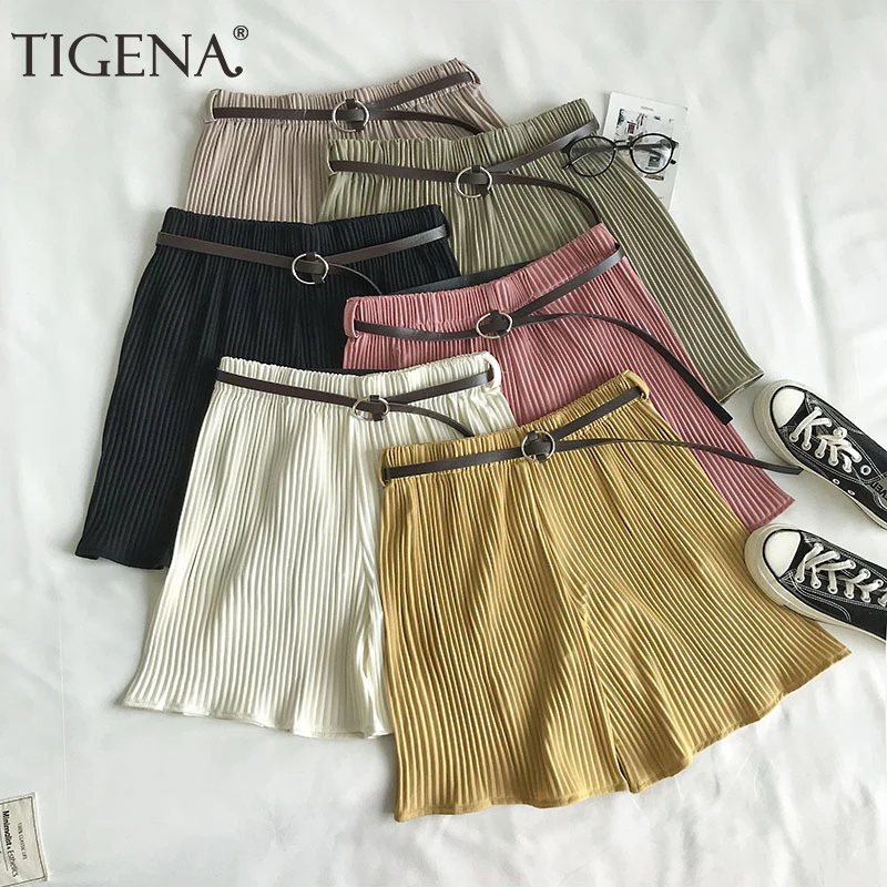 Женские шорты в Вертикальную Полоску с поясом TIGENA повседневные Корейском стиле высокой талией желтые и