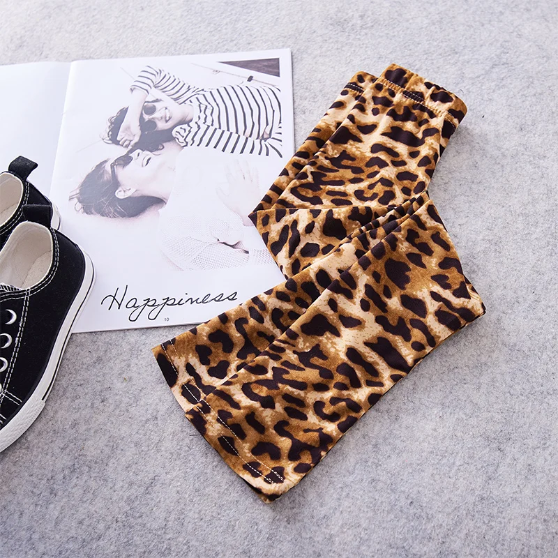 Детские узкие брюки карандаш с леопардовым принтом для девочек весна осень 2019