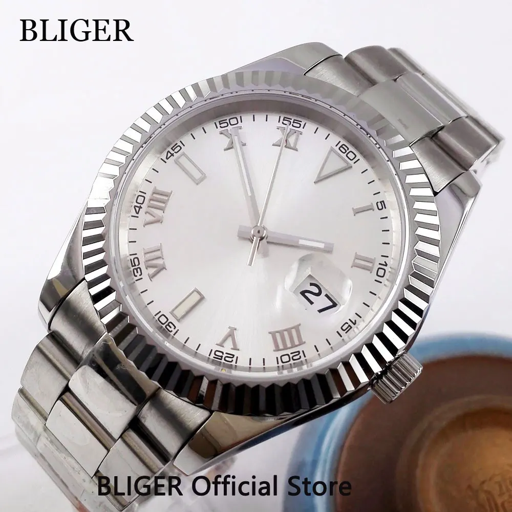 Часы мужские с сапфировым стеклом белый стерильный циферблат светящиеся отметки