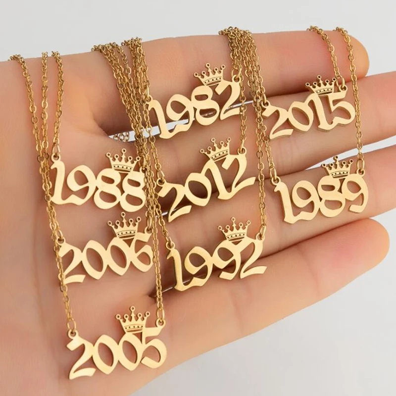 

Brand New High Quality Ladies Custom Stainless Steel Year Crown Number Necklace Personalized Year Number Necklace Jewelry Gift