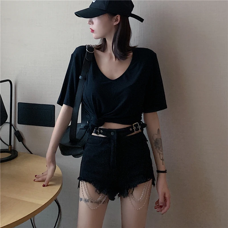 

Summer Hot Denim Shorts for Women Sexy Chain Harness Band Casual Jeans Shorts High Waist Worn-out Hole Black Shorts Lady KZ214
