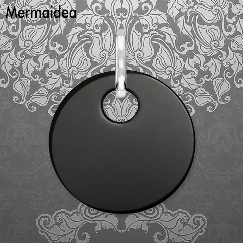 Маленькая круглая подвеска в виде черного диска Модная бижутерия 2020