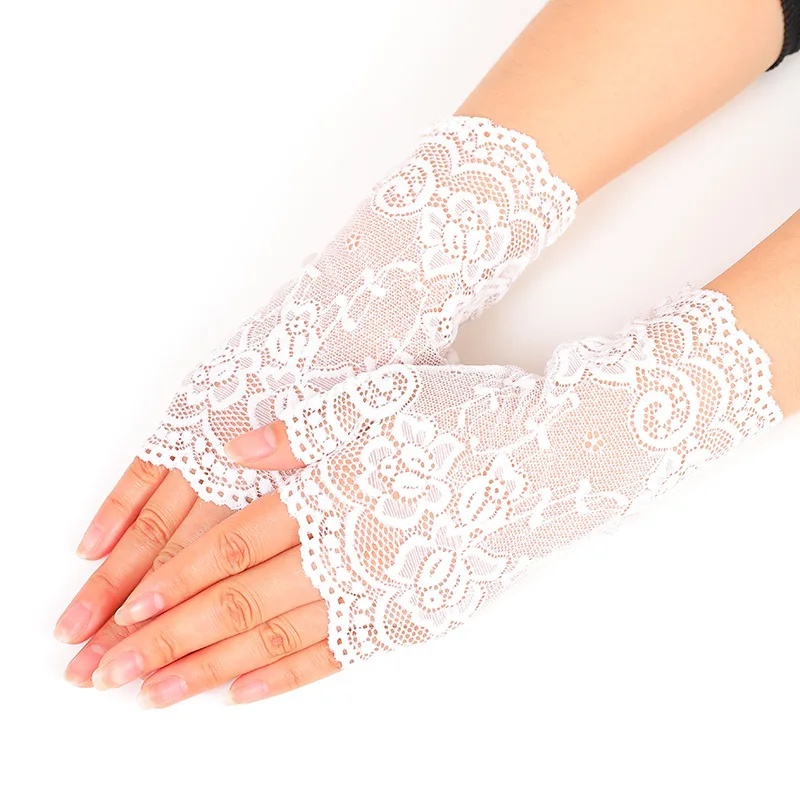 

Elegant Beaded Lace Satin Short Bridal Gloves 2021 Fingerless Wedding Gloves White Ivory Wedding Accessories Veu De Noiva