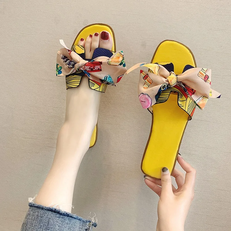 

2021New Woman Summer Flat Sandals Female Plus Size Bow Solid Flats Sandals Female Casual Slippers Ladies Square Toe Beach Shoes