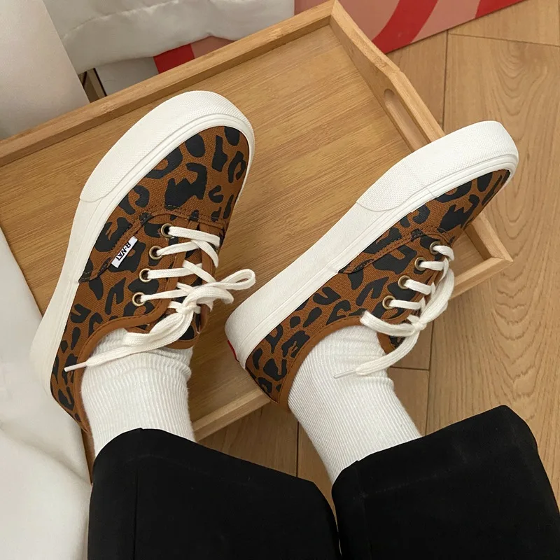 

2020 Hot New All-match Women's Cotton Shoes Leopard Print Canvas Shoes Female Students Autumn and Winter Warm Board Shoes Women