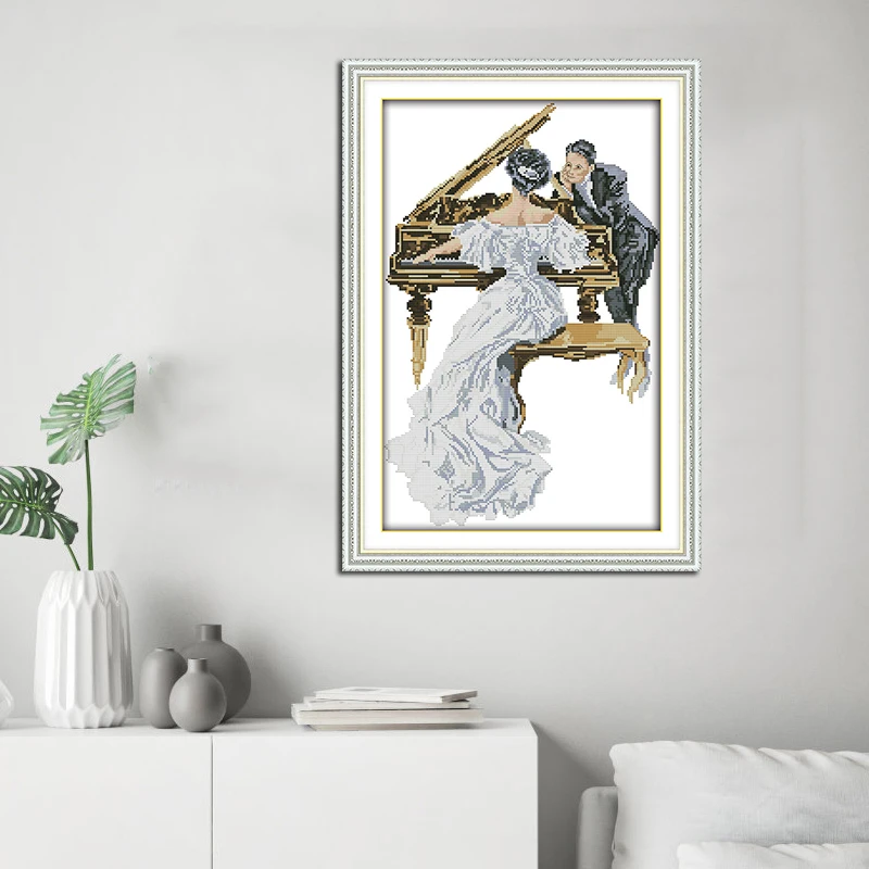 Женщина играть фортепиано крестиком напечатаны Счетный холст ручной работы DIY