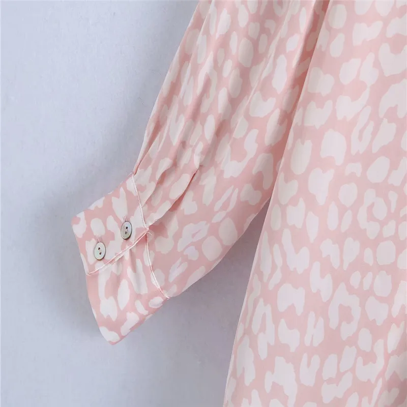 

2021 ZA Women Spring Print Satin Shirt Long Sleeve Flowy Vintage Tops Woman Fashion Button Up Soft Fitted Pink Shirts