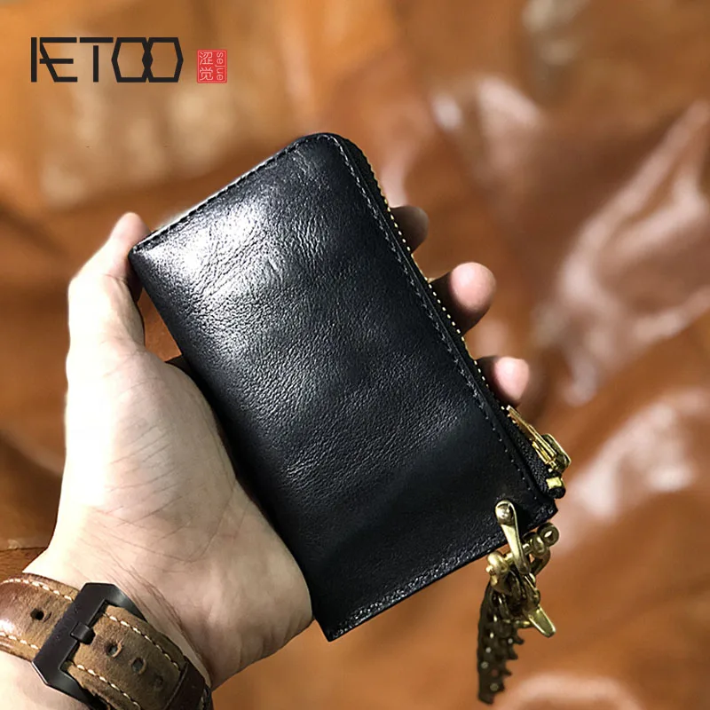 

AETOO Handmade plant tanning cowhide car key bag, male vintage leather card bag, driver's license ID bag
