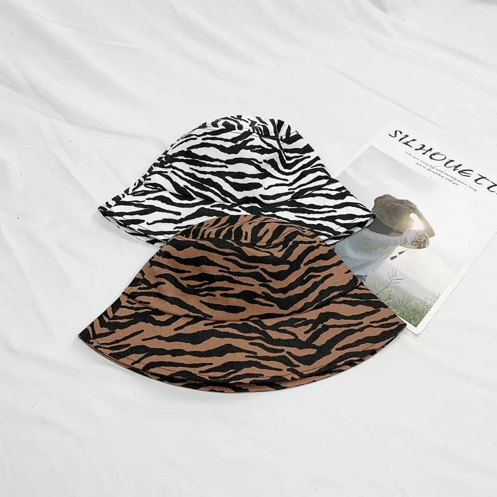 

Cotton Stripe Bucket Hat Fisherman Hat Outdoor Travel Hat Sun Cap Hats for Men and Women 234