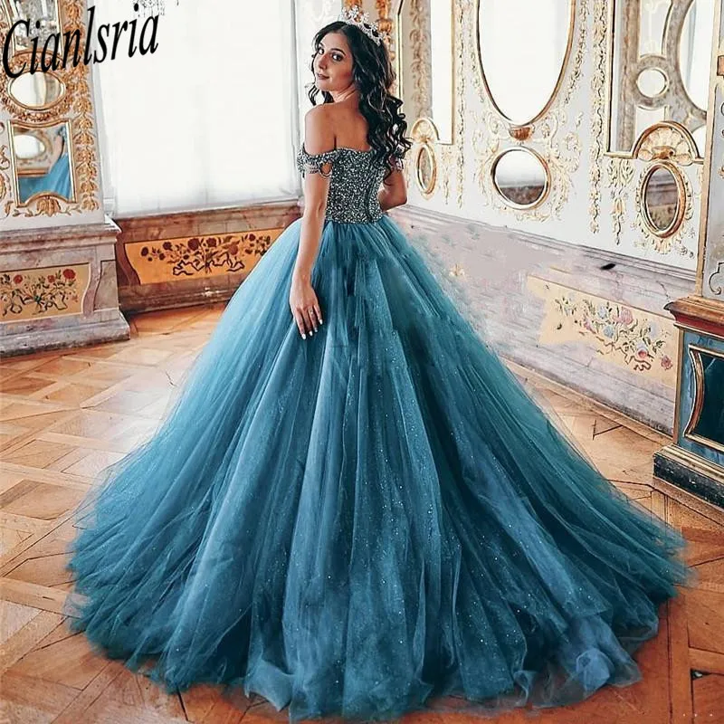 

Тюлевое бальное платье с открытыми плечами, 15 цветов