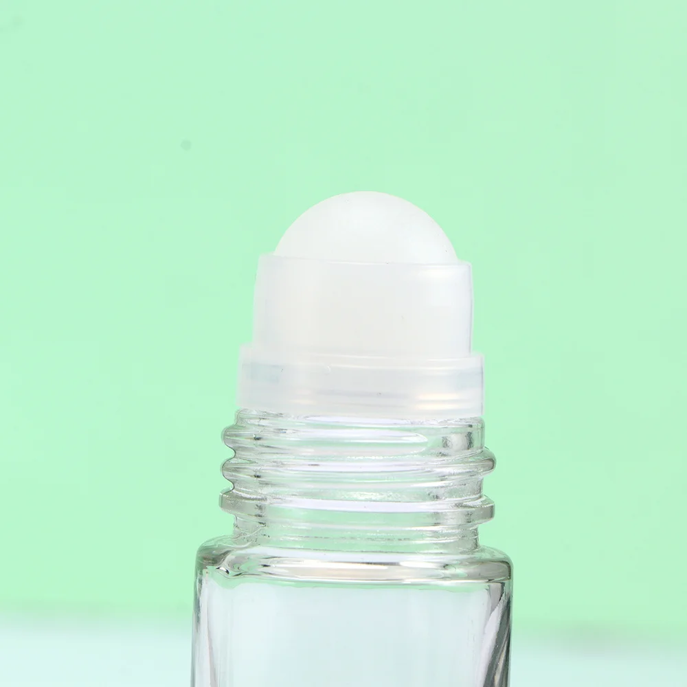 

4pcs 30ml Empty Roll-on Bottle Beads Essential Oil Bottle Portable Sub Bottle Anti-leak Small Sample Bottle for Home Use (Black