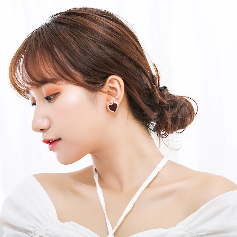 Красные глянцевые серьги в форме сердца простой дизайн изысканные Элегантные