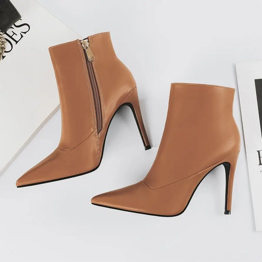 EOEODOIT ботинки из кожи Сезон осень зима Женские с ватной подкладкой для высокие