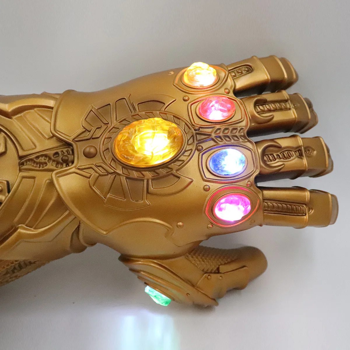 Мести Alliance бесконечные перчатки Thanos Детские 1:1 ювелирные изделия Съемные ПВХ