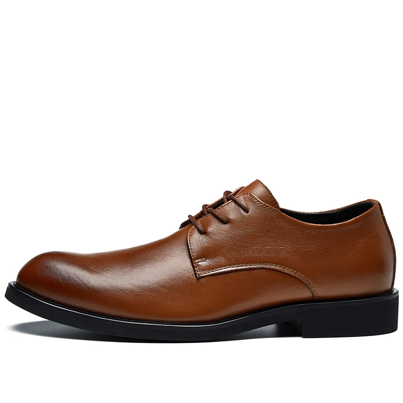 Мужские модельные туфли деловые рабочие из мягкой натуральной кожи с острым