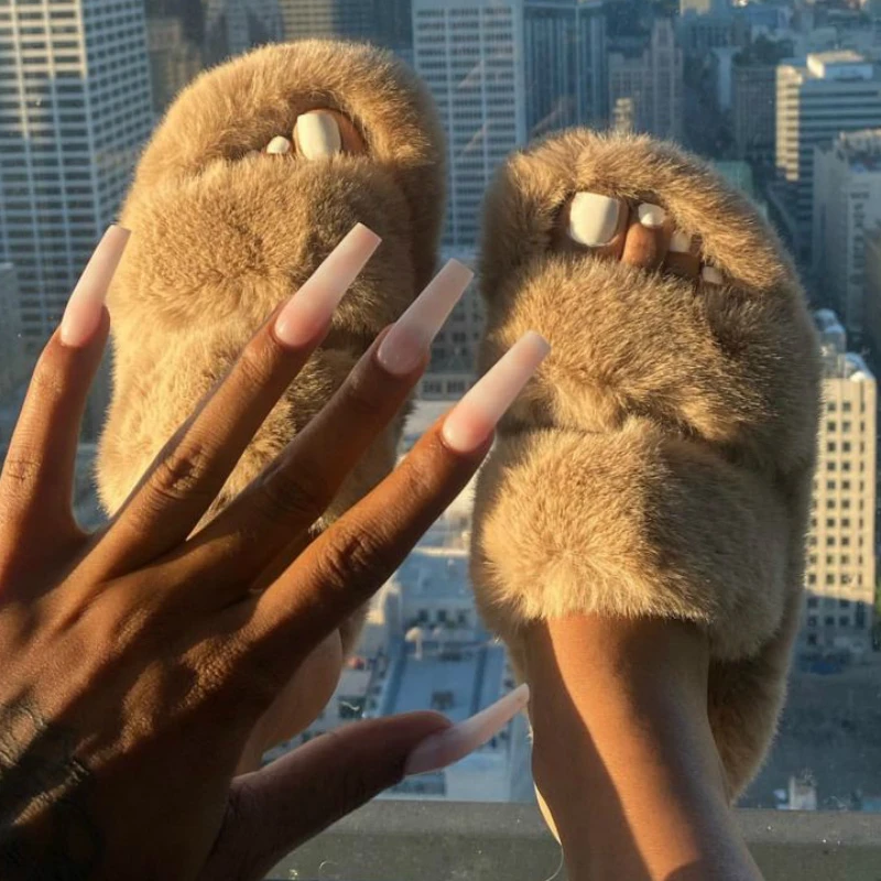 

Women Furry Slippers Winter Soft Faux Fur Warm Flats Rubber Sole Non Slip Home Slides Luxury Casual Shoes Ladies Female