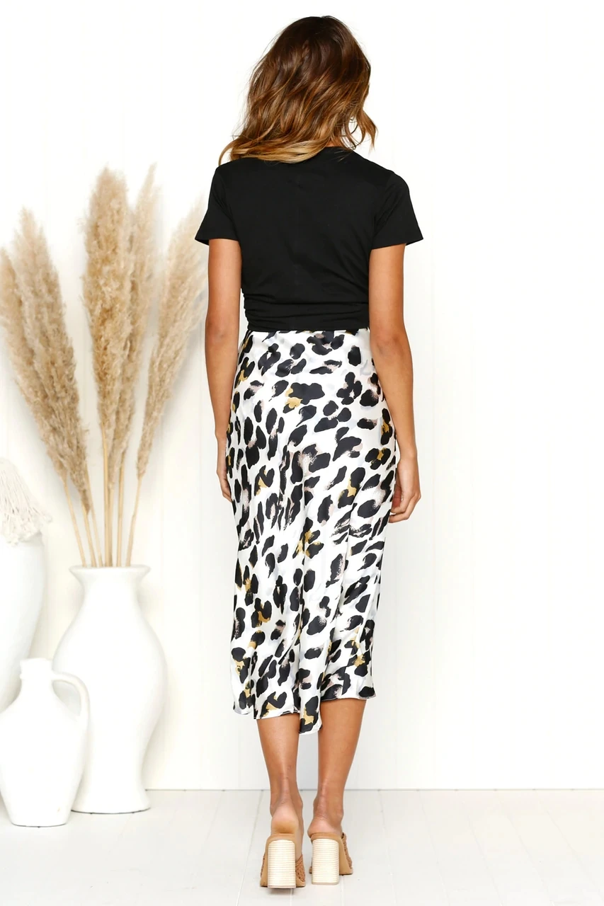 

Bohemian Midi Skirts Womens 2020 Cheetah Print Skirt Ladies Animal Print Skirts Sexy Straight High Waist Skirt Summer Skirts