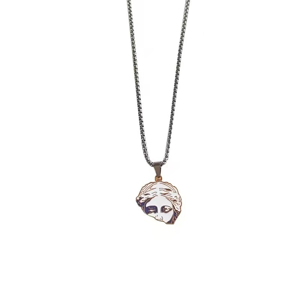 

2022 New Personality Mutilated Statue Art Retro Punk Hip Hop Necklace Cool High Street Pendant Accessories Trend Fashion